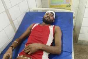 Bloody clash over land dispute in Jamtara: 8 injured in attack with sticks and rods, condition of three critical