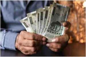 A high-level committee has been formed in Jharkhand to resolve the salary discrepancy and MACP dispute among government employees, with retired officers taking charge.