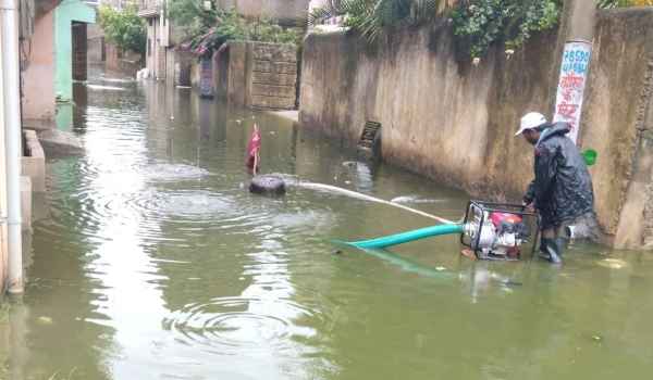 Ranchi on alert due to continuous rain, Municipal Corporation takes prompt action on waterlogging at 14 places