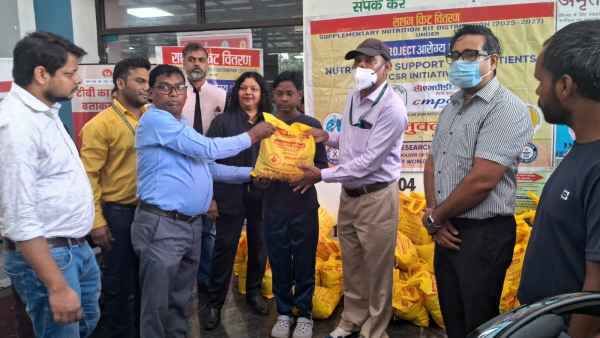 150 TB patients received nutrition kits at Ranchi Sadar Hospital, supporting the TB-Free India campaign.
