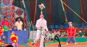 'Ajanta Circus' opens in Pakur after two years, appeal to support artistes' livelihood
