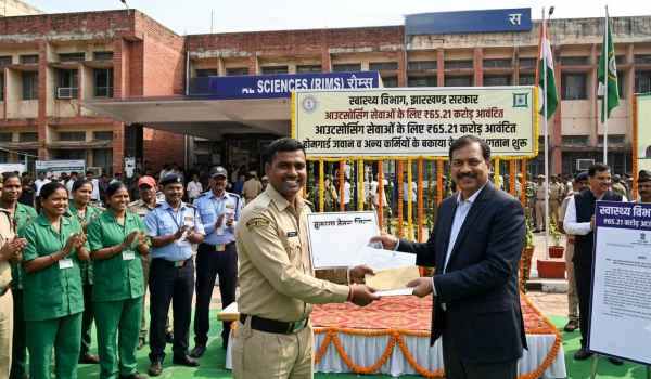 65.21 crore allocated for outsourcing services in Jharkhand's medical colleges; the Health Department has issued an order, including Home Guard personnel, to receive pending salaries.