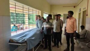 Giridih: Bike rider dies on NH-2, family suspects murder, police say road accident occurred