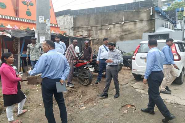 मॉडल कॉरिडोर के लिए कांके रोड से हरमू रोड तक अतिक्रमण पर कार्रवाई