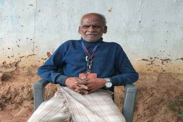 गुमला: शराब के नशे में पुत्र ने पिता पर कुदाल से किया जानलेवा हमला, हुई मौत