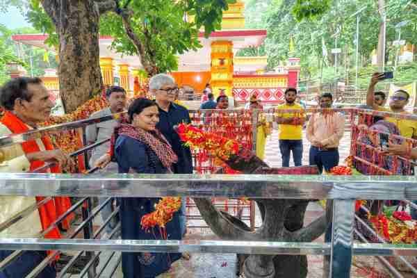 Minister Deepika Singh Pandey