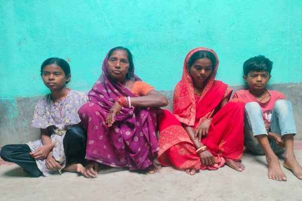 दुबई में फंसे प्रवासी मजदूर लालचंद महतो की मौत