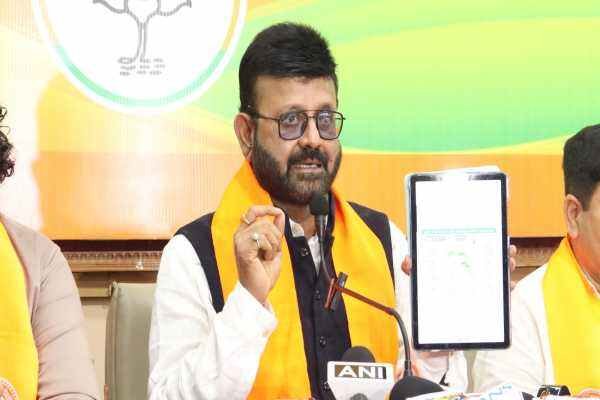 झारखंड में निवेश पर भाजपा का हमला, प्रतुल शाहदेव बोले- पुरानी घोषणाओं को नया बताकर भ्रम फैला रही सरकार