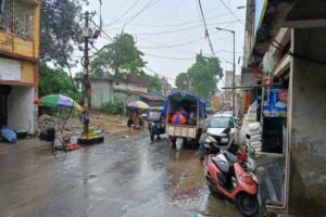 मूसलाधार बारिश