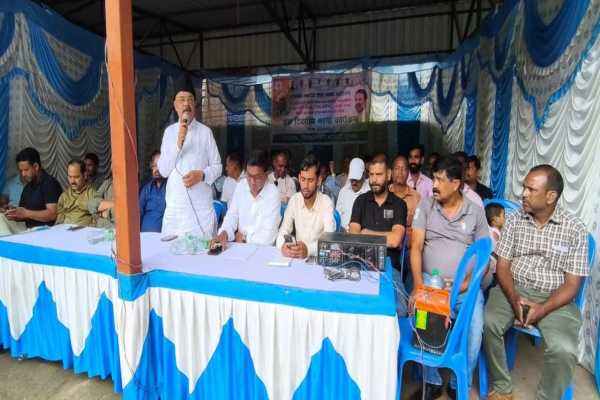 राहुल-प्रियंका व छात्रों पर कार्रवाई के विरोध में कांग्रेस का धरना
