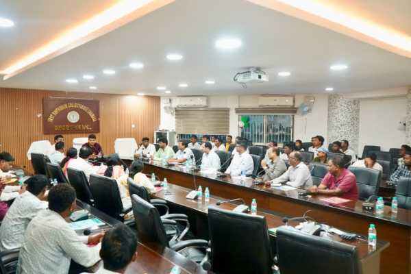 DC मनीष कुमार