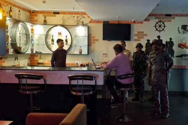 Saraikela: Intensive inspection of bar restaurants of Adityapur-Gamharia, DC gave instructions