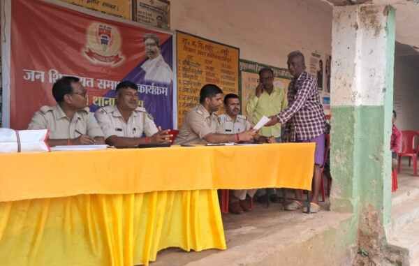 Ranchi: Public Grievance Programme organised in all police stations of the capital, hundreds of cases resolved on the spot