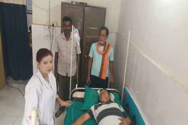 जिला अध्यक्ष गुरुचरण नायक