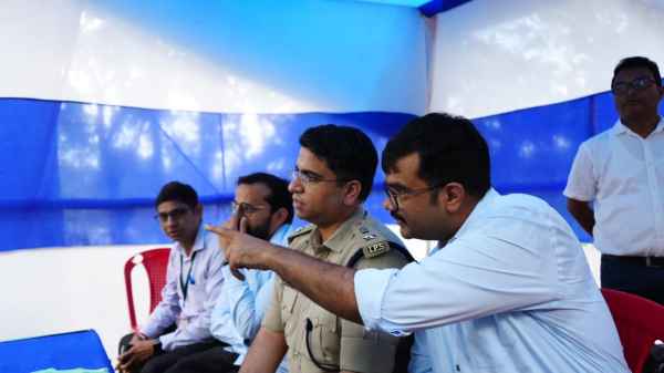 Koderma: The administration was on high alert at Dhwajadhari Dham on the last Monday of the month of Sawan; the DC and SP continuously monitored the arrangements.