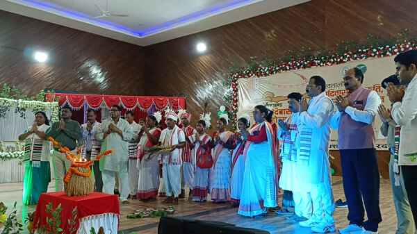 Lohardaga: ADI-FEST held on World Tribal Day, showcasing glimpses of tribal culture, tradition, art, and heritage