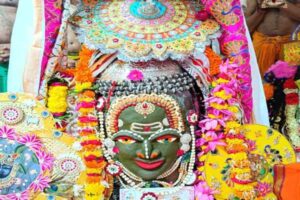 Preparations in Ujjain: The very first Rakhi will be offered to Lord Mahakaleshwar, and prayers will be made for the welfare of the universe.