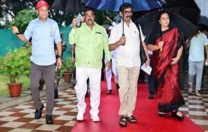 Jharkhand: Political turmoil intensifies after legislative party meeting on student protest, government forms monitoring committee