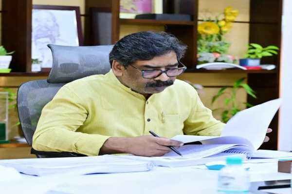 असम बाढ़ पीड़ितों की सहायता के लिए 3 करोड़ रुपये देने की घोषणा