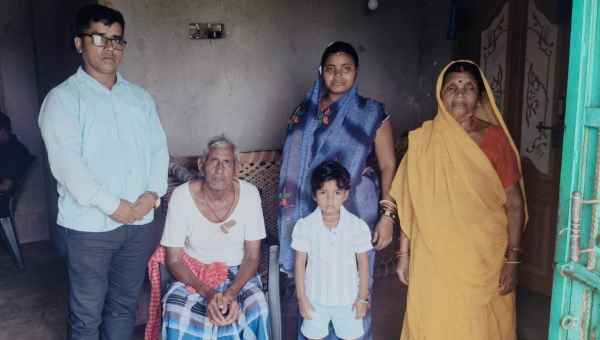 Giridih: Migrant worker from Bagodar stranded in Dubai for four months; family worried as his mobile phone has been switched off for five days.