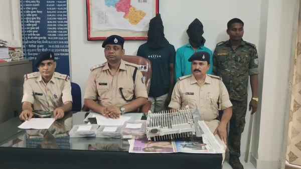 Giridih: Police action in mobile tower equipment theft case; two accused arrested.