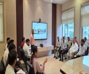 स्वच्छता सुविधाओं को लेकर आयोजित समीक्षा बैठक