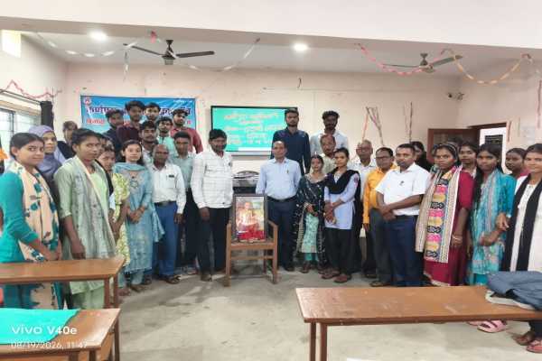 कर्णपुरा महाविद्यालय में तुलसी जयंती समारोह