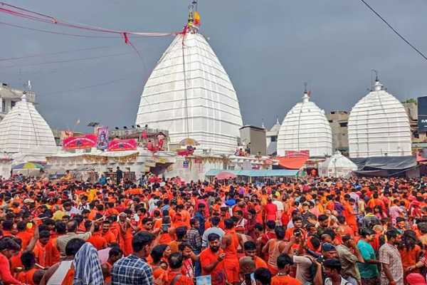 बाबा बैद्यनाथ मंदिर के 18 दानपात्र खुले