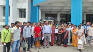 Simdega: Villagers Troubled After Road Near Police Lines Is Closed, Submit Memorandum to DC