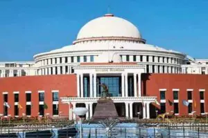 Ranchi: State employees to stage a sit-in at the Assembly on August 10th, agitating for 25-point demands, including equal pay.