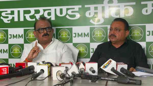 Those who burned the effigy were BJP workers, not students: JMM