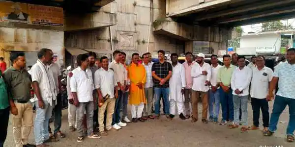 Saraikela: Kala Yatra receives grand welcome at Chauka, Kalash Vandan campaign concludes