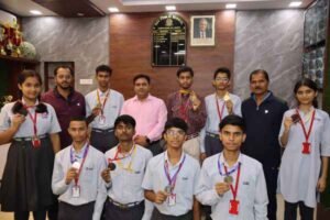Ranchi: DAV Gandhinagar's excellent performance in CBSE cluster competition, won many medals including gold in badminton.