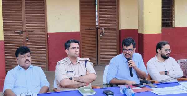 Koderma: District administration on alert regarding Dhwajadhari Dham *padyatra*; preparations reviewed.