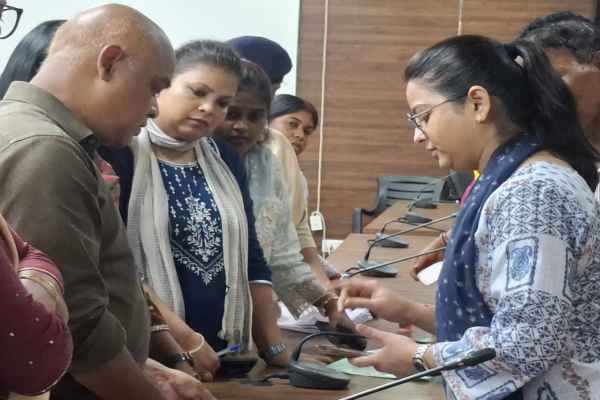 Bokaro: 33 cases heard in 'We listen to you' programme