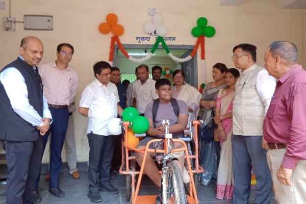 Jamshedpur: Mega legal empowerment camps organized across all blocks of the district; assets worth ₹21.05 crore distributed among 6,332 beneficiaries.