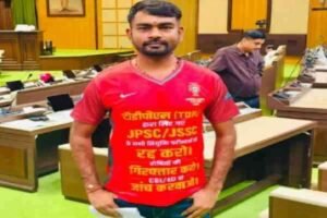 Jayram Mahto's T-shirt