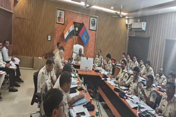अपराध समीक्षा बैठक