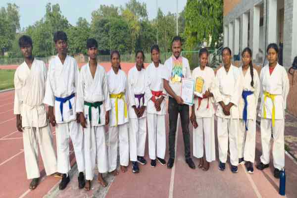 Karate players