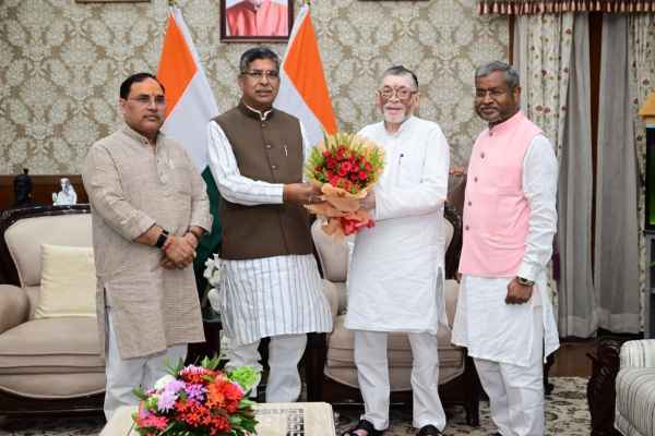 BJP leaders met the Governor regarding the student protest, stating, "The government should pay attention to the demands of the students who have been protesting for 24 days."